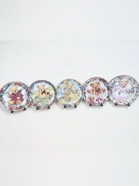 Franklin Mint Teddy Bear Seasons Plate Set of 5 With Stands